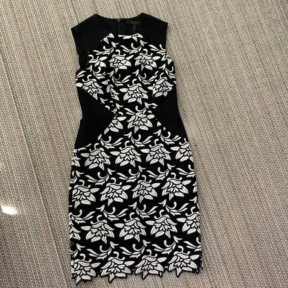 Bcbg black and white floral dress knee length size 4 EUC wore once!